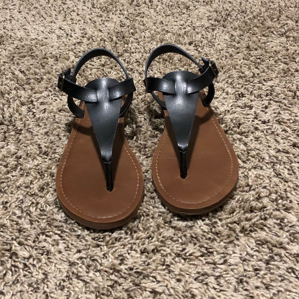 Black leather sandals
